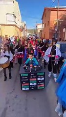 Xavi cumple el gran sueño de su fan Bruno