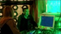 Doctor Who DVD Files S1 - The End of the World - Doctor.Who.2005.S01E02.360p.BluRay