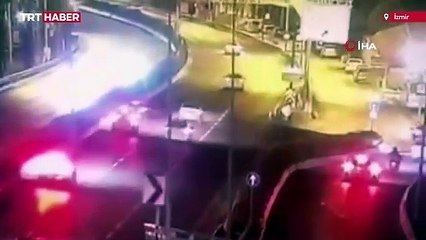 Refüje çarpıp takla atan otomobilin sürücüsü hayatını kaybetti: O anlar kamerada