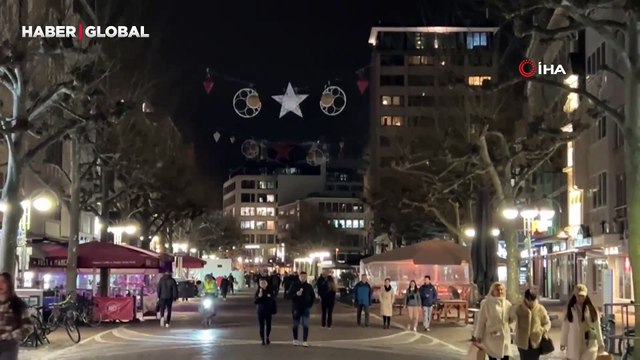 Almanya'da bir ilk: Frankfurt Ramazan ayı için süslendi