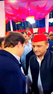 Dhananjay Singh और Akhilesh Yadav के बीच हुई बातचीत का वीडियाे वायरल, आज मिल सकती है सजा