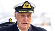 GALA VIDEO - Harald V de Norvège hospitalisé : le roi face à une vive polémique