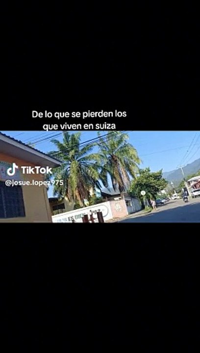 hondureños protagonizan pleito por celos en plena calle