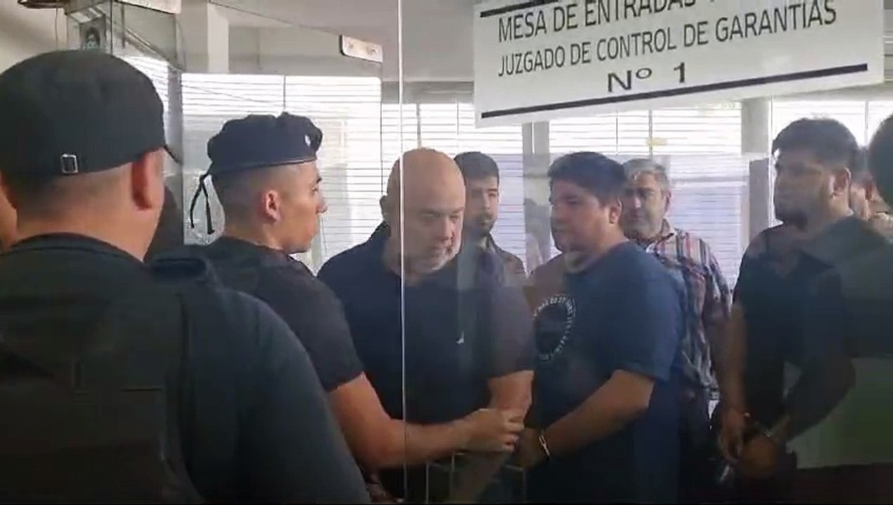Remiseros detenidos por ataque al Uber