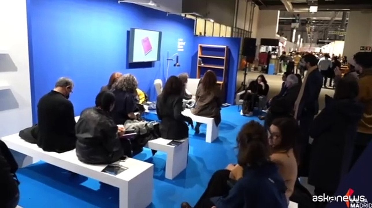 Illycaff? ad ARCOmadrid con Lee Ufan e Cristina Mej?as