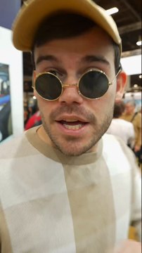 Tu connais le @retromobile_paris de Paris ? ️ #retromobile #automobile #cinema #asterixetobelix #pathe #citroen #voiture #course #24hdumans #f1