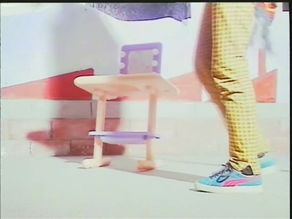 Pleurocoeq de Laura Eno et Vincent Kaire - Art Vidéo - 1996 - 5 mn