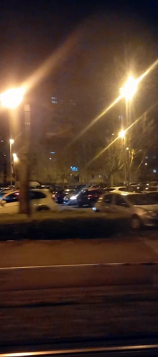 Échirolles By Night - Tramway A Direction l'étoile #France #Grenoble #Tramway #Tag  #Citytour #Tram