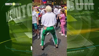 Parodia de 'La Alcocer' marchó contra el Gobierno Petro en Medellín