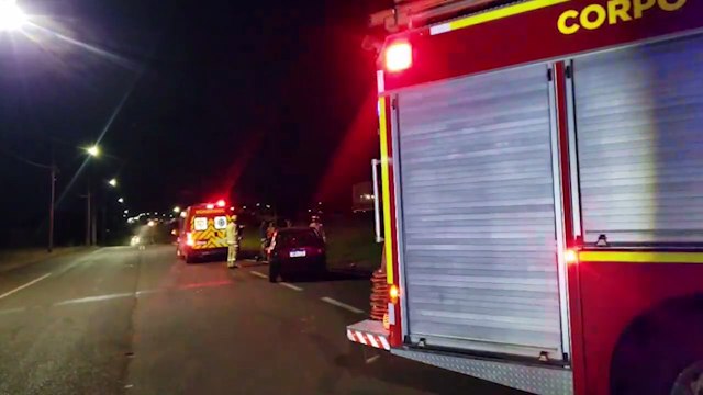 Motociclista fica ferido em batida frontal com Corsa na marginal da PRc-467