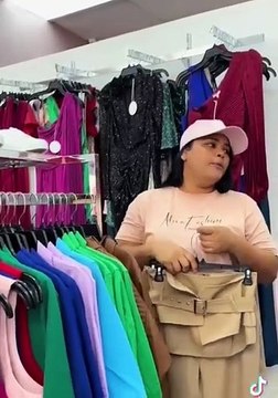 Influencer hondureña acusada de robar 5 mil lempiras de una tienda
