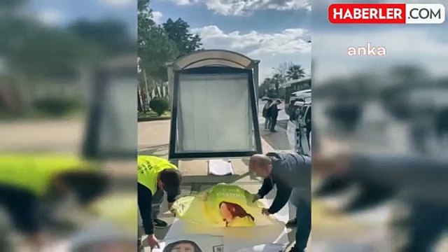 AK Parti şikayet dilekçesi vermişti! CHP'nin adayı Çerçioğlu'nun afişleri YSK kararıyla kaldırıldı