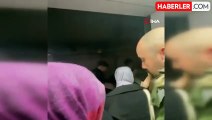 Üsküdar-Çekmeköy metro hattında seferler yapılamadı, vatandaşlar tünelde inip istasyona yürüdü