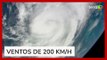 Furacão Idalia chega à Flórida com ventos de 200 km/h, causa mortes e destruição