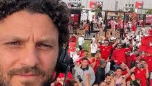 سيلفي متعب وغالي مع جماهير الأهلي قبل لقاء الزمالك #نهائي_الكأس 