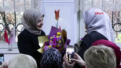 Bilimsel bitki illüstrasyon eserlerinden oluşan 'Kış Güneşi Çiçekleri' isimli sergi açıldı