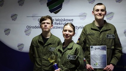 EkstraKLASA Wojskowa: ZSZiO z Nidzicy Triumfuje w Turnieju Wiedzy o Wojsku Polskim 🏆