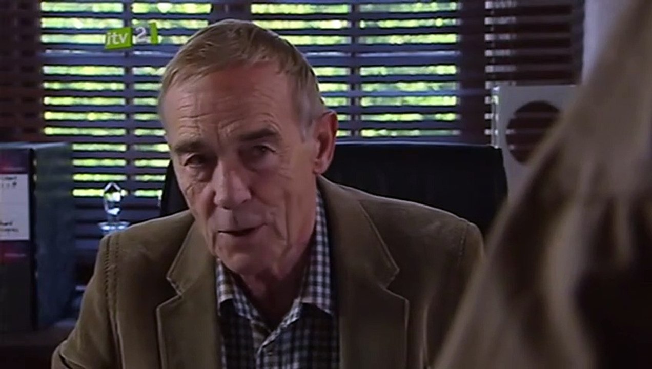 Emmerdale 18 November 2008 Donald de Souza Dies - Michael Jayston, Emma Davies, Matt Healy