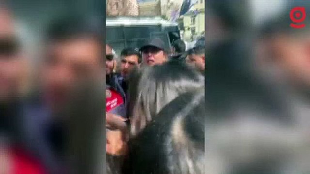 İstanbul Üniversitesi'nde 8 Mart Yürüyüşü'ne polis saldırısı