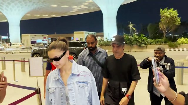 Alia Bhatt flaunts her love for denim with oversized jacket, pants, and an expensive Gucci bag