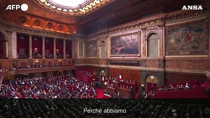 Aborto in Costituzione, Attal: "Un debito morale per tutte le donne che hanno sofferto"