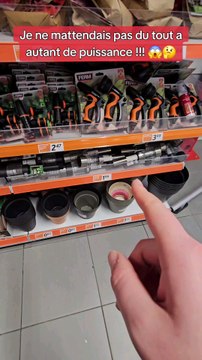 je teste une lampe solaire type torche pour le jardin #essai #teste #magasinaction #action #jardin