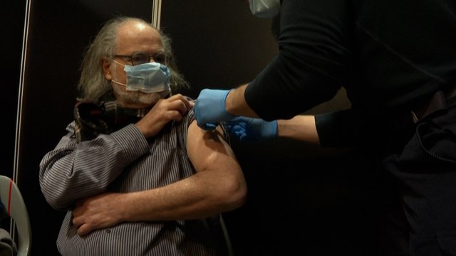 Covid-19 : un sexagénaire allemand vacciné 217 fois fascine les chercheurs