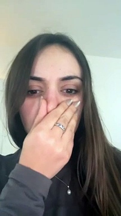 Sa maison a failli prendre feu à cause de cette bougie !