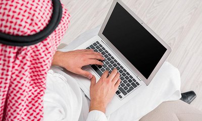 الإمارات تعلن ساعات دوام رمضان للجهات الاتحادية والقطاع الخاص