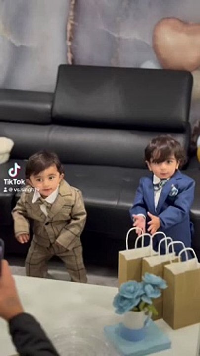 Kids brothers