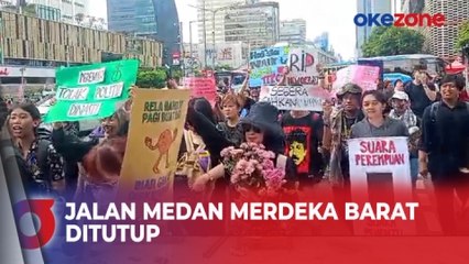 Long March Aksi Perempuan Geruduk Istana, Jalan Medan Merdeka Barat Ditutup