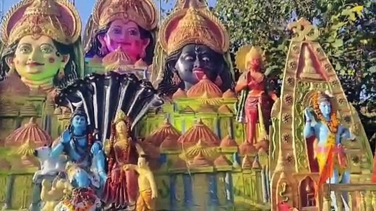 Video: महाशिवरात्रि पर्व :  मनकामेश्वर मंदिर पर...