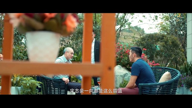 Cc sous - titres: le film de gangster de wuka l'homme dérive à ganghu ganghu querelle Dragon combat, gangster combat