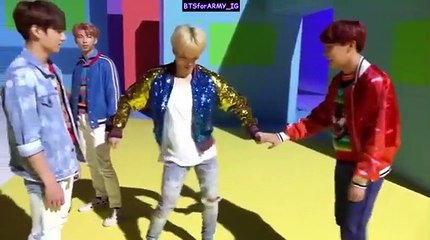 BTS Memories Of 2017 Disc 2 ENG SUB