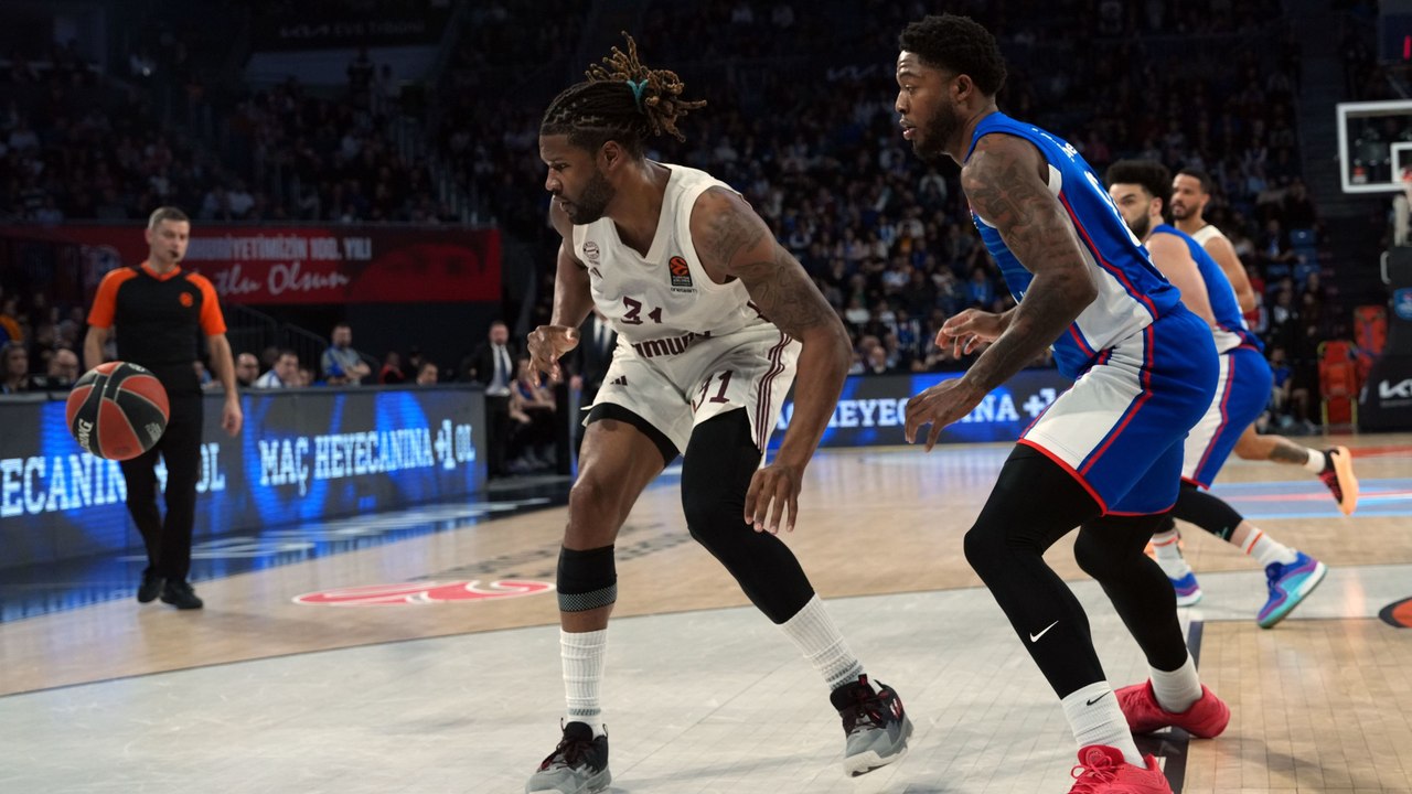 Turnover um Turnover - Bayern verlieren den Ball auf jede Art und Weise