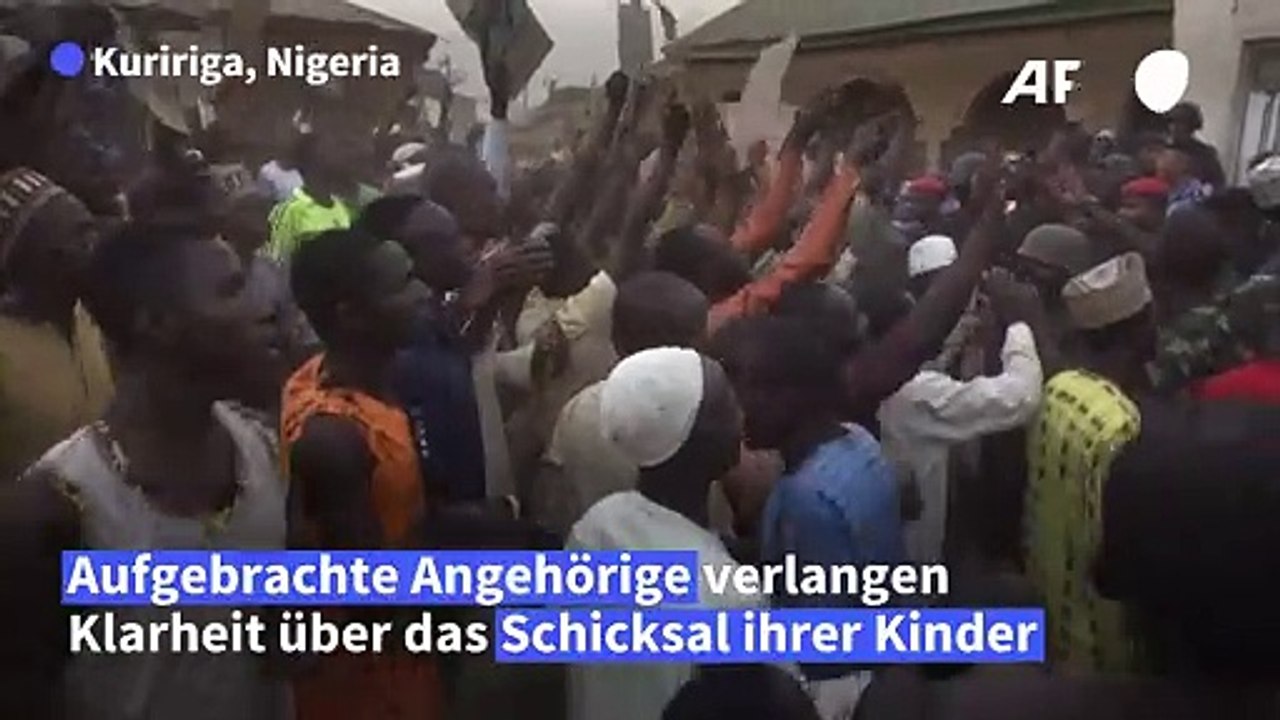 Nigeria: Mehr als 200 Schüler entführt