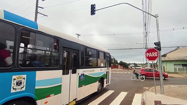 Após vários acidentes e muita reclamação, semáforo é instalado em cruzamento do Brasmadeira