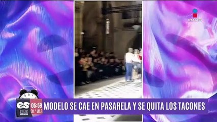 Modelo se cae en pasarela y se quita los tacones