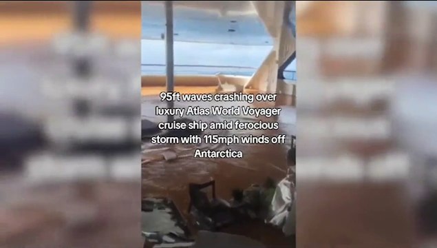 Onde di 30 metri colpiscono una nave da crociera