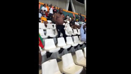 Coppa d'Africa, tifoso balla scatenato sulle note di Michael Jackson