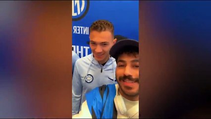 Frattesi fraintende un complimento in inglese: la risposta esilarante che fa il giro del web ⚽