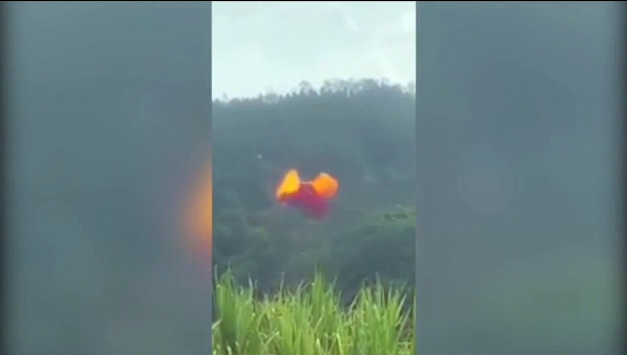 Cina, i detriti di un razzo spaziale si schiantano sulla terra: esplosione enorme