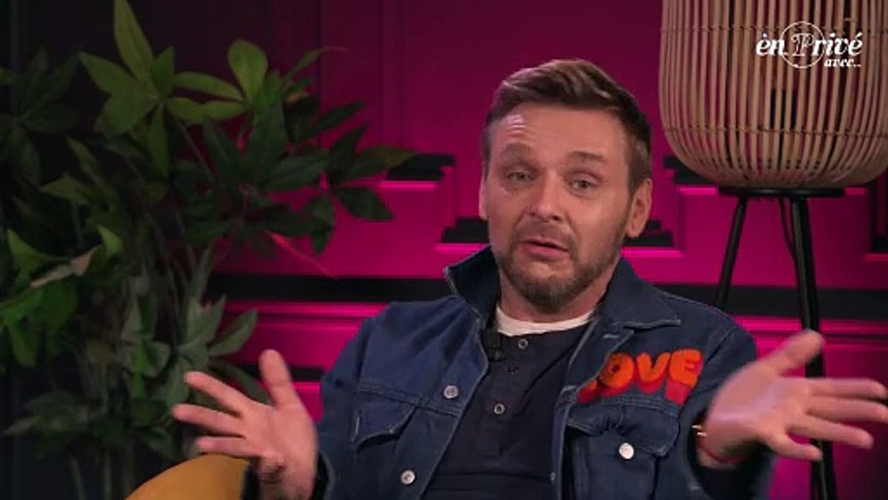 EN PRIVÉ AVEC Jeanfi Janssens se livre sur le rapport entre sa foi et son homosexualité : "Je ne me sens pas jugé"