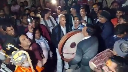 निकली महादेव बारात, देखने उमड़ा शहर