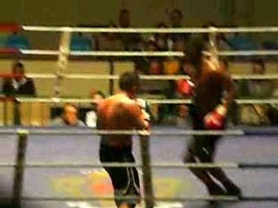 4 DERNIER COMBAT DE JOSE TAVARES BOXE ROUND 5 KO MAGNIFIQUE