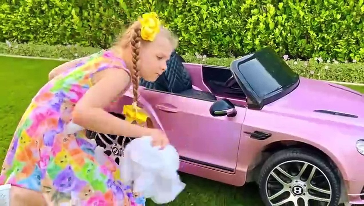 Diana and Roma Funny Kids Adventure stories - Video compilation