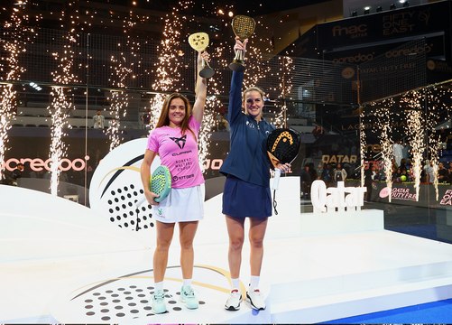 الثنائي الإسباني المكون من باولا خوسيه ماريا وأريانا سانتشيث يتوّج بلقب بطولة أريد قطر الكبرى للبادل