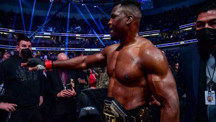 Can Ngannou Knock Out Joshua? Expert Predictions for the Boxing Showdown 🥊