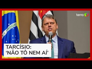 Tarcísio ironiza denúncias de irregularidades da PM em operação no litoral de SP