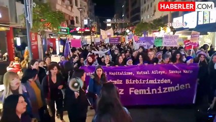 İzmir'de 8 Mart Dünya Kadınlar Günü etkinlikleri gerçekleştirildi